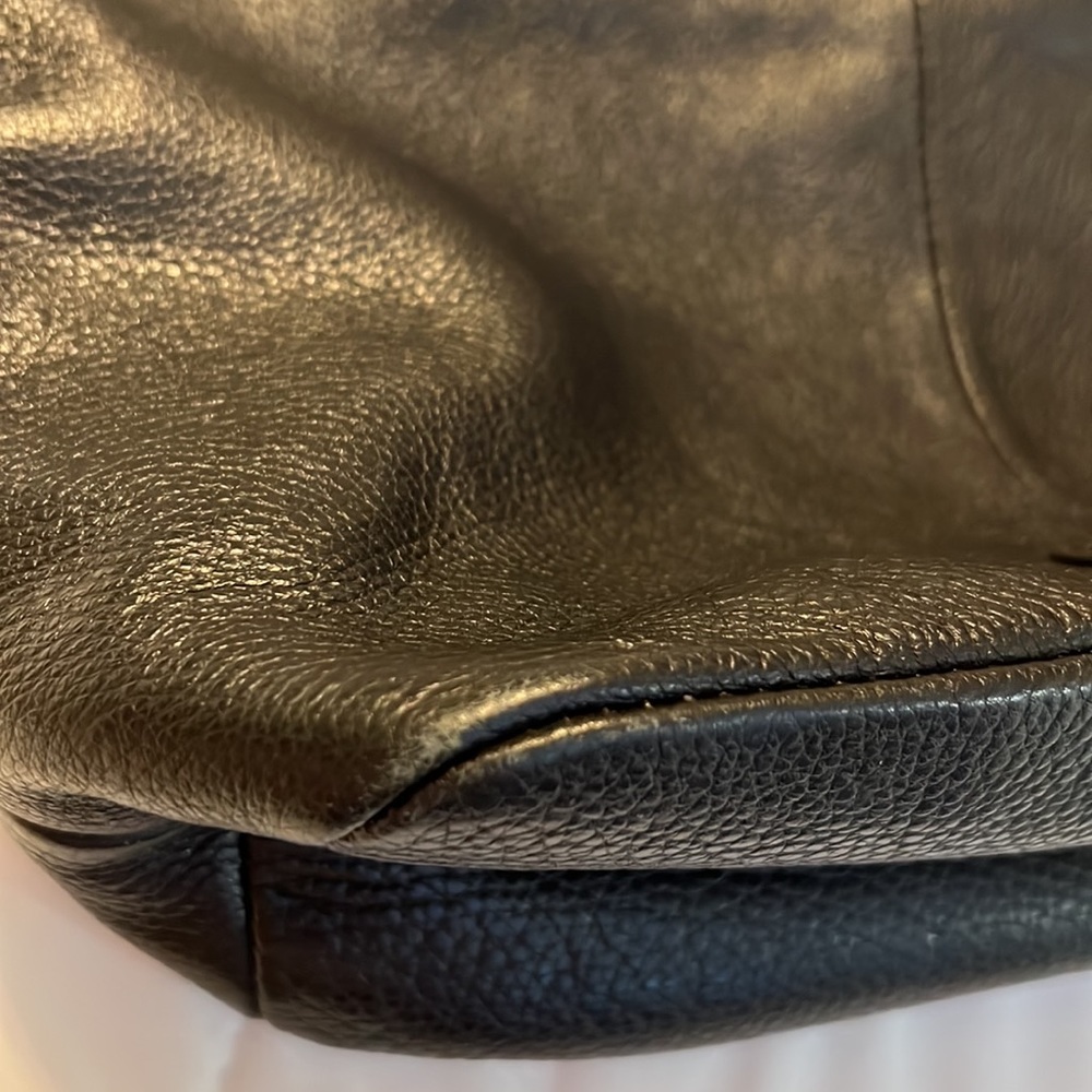 Lucky Brand hobo crossbody, black pebble leather - Picture 10 of 12